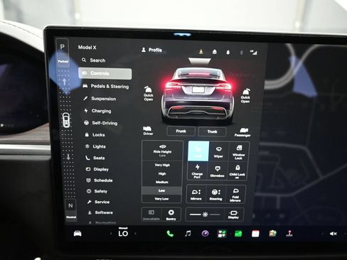 Used 2024 Tesla Model X AWD/4WD image 17