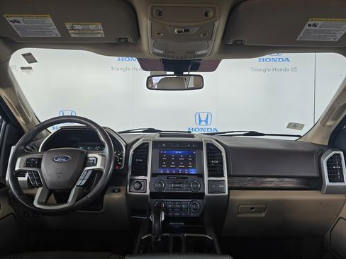 Used 2020 Ford F150 Lariat image 6