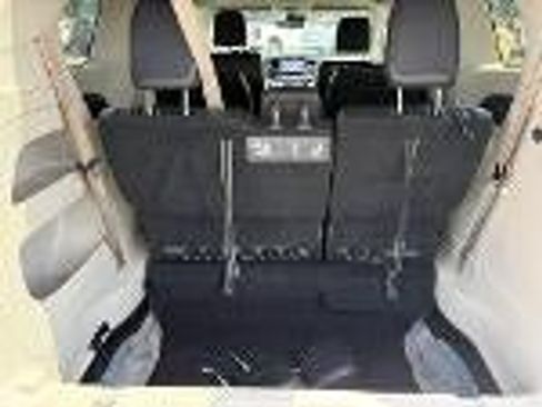 Used 2021 Chrysler Pacifica Touring-L w/ Premium & Safety Sphere Group FWD image 34