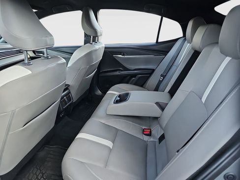 Certified 2025 Toyota Camry SE w/ Convenience Package FWD image 19