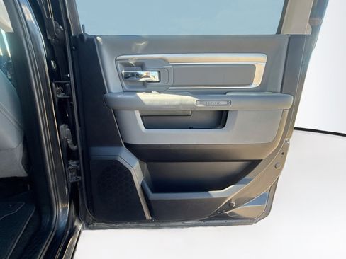 Used 2018 RAM 1500 Big Horn AWD/4WD image 29