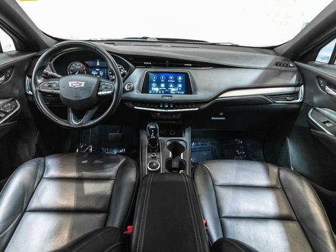 Used 2023 Cadillac XT4 Premium Luxury AWD/4WD image 13