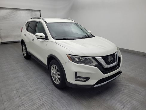 Used 2018 Nissan Rogue SV FWD image 13