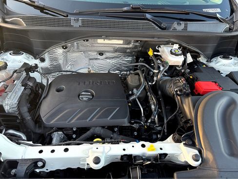 Used 2023 Buick Encore GX Essence w/ Experience Buick Package image 41