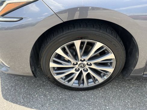 Used 2019 Lexus ES 350 w/ Premium Package FWD image 20