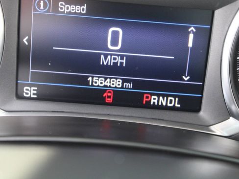 Used 2022 Chevrolet Equinox LT w/ Driver Convenience Package image 10