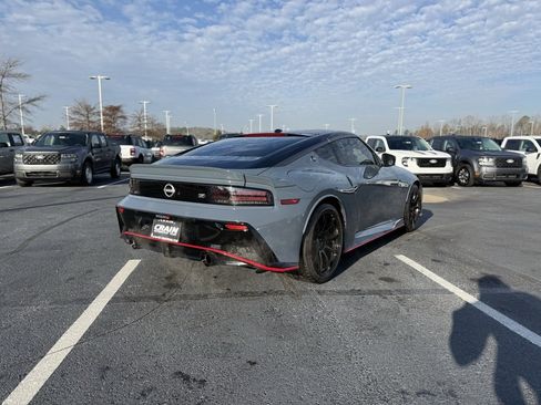 Used 2024 Nissan Z NISMO w/ Floor Mat Package image 8