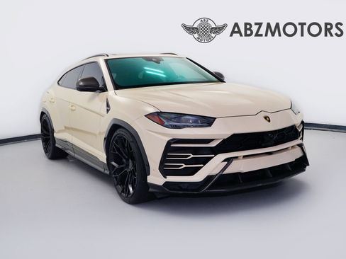Used 2019 Lamborghini Urus AWD/4WD image 1