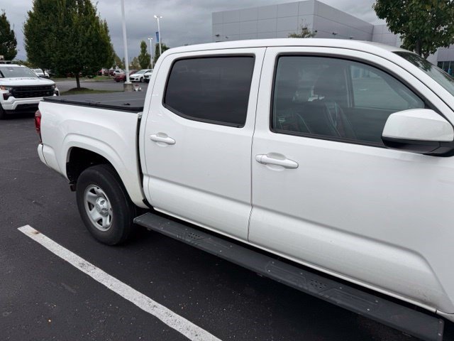 Used 2022 Toyota Tacoma SR AWD/4WD image 14