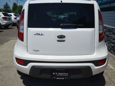 Used 2012 Kia Soul + FWD image 4