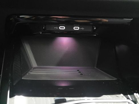 New 2026 Volkswagen GTI SE FWD image 34