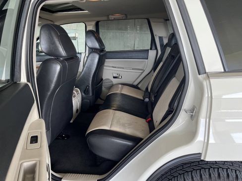 Used 2010 Jeep Grand Cherokee Limited AWD/4WD image 21