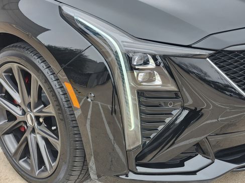 Used 2025 Cadillac CT5 Sport image 7