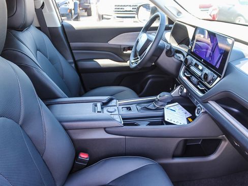 New 2026 Toyota Grand Highlander AWD Hybrid image 19