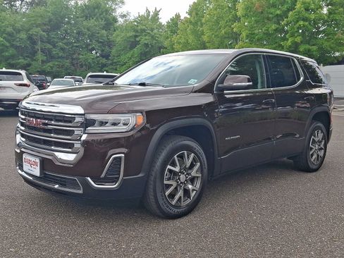 Used 2021 GMC Acadia SLE w/ LPO, Floor Liner Package FWD image 3