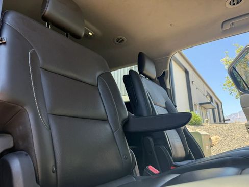 Used 2018 GMC Acadia SLT AWD/4WD image 68
