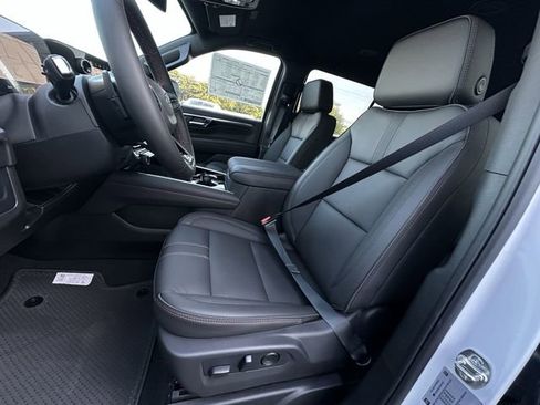 New 2026 Chevrolet Suburban RST w/ Comfort Package image 16