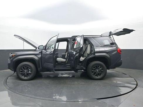 New 2026 Toyota 4Runner SR5 RWD image 32