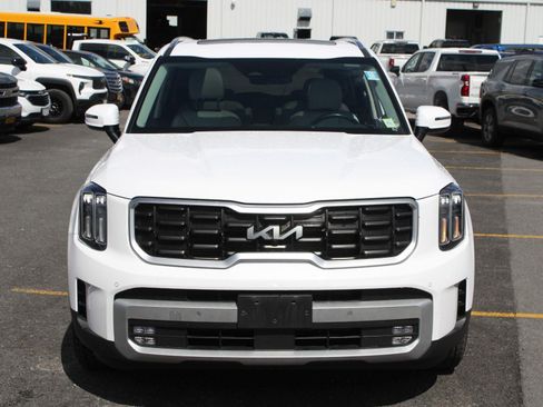 Used 2024 Kia Telluride SX AWD/4WD image 2
