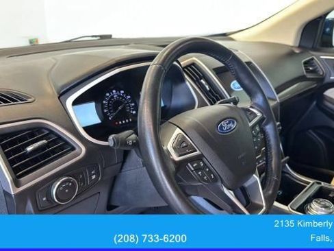 Used 2020 Ford Edge SEL w/ Convenience Package FWD image 18