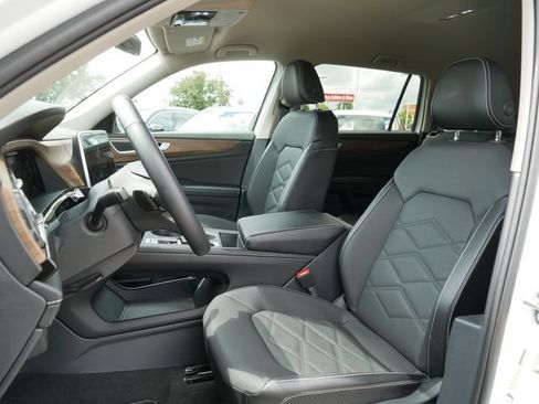 Certified 2024 Volkswagen Atlas SE AWD/4WD image 15
