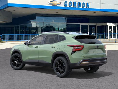 New 2026 Chevrolet Trax ACTIV image 3