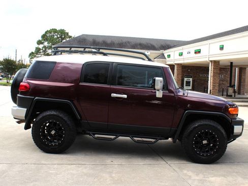 Used 2007 Toyota FJ Cruiser 4WD image 3