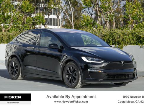 Used 2023 Tesla Model X AWD/4WD image 3