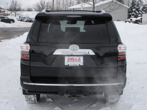 Used 2024 Toyota 4Runner Limited image 6