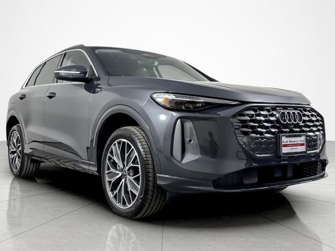 New 2025 Audi Q5 Prestige image 2