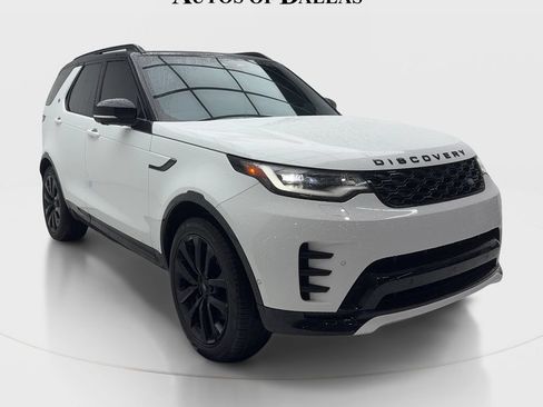 Used 2024 Land Rover Discovery Dynamic SE AWD/4WD image 2