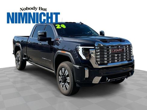 Used 2024 GMC Sierra 3500 Denali w/ Denali Reserve Package image 1