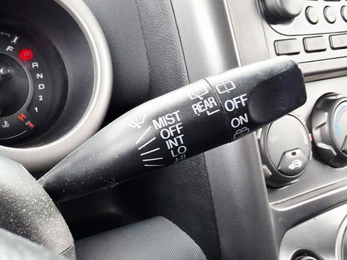 Used 2005 Honda Element EX image 31