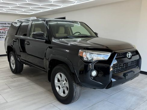 Used 2016 Toyota 4Runner SR5 AWD/4WD image 15