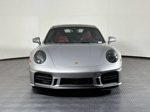 Used 2025 Porsche 911 Carrera RWD image 10