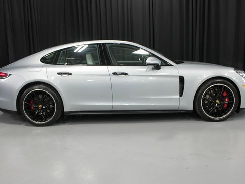 Certified 2022 Porsche Panamera 4S image 8