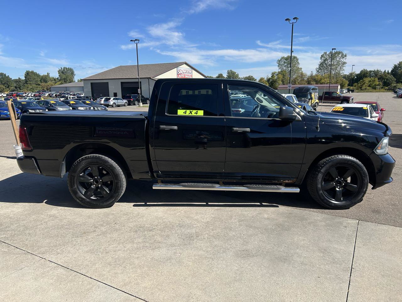 Used 2014 RAM 1500 Express w/ Black Ram 1500 Express Group AWD/4WD image 4