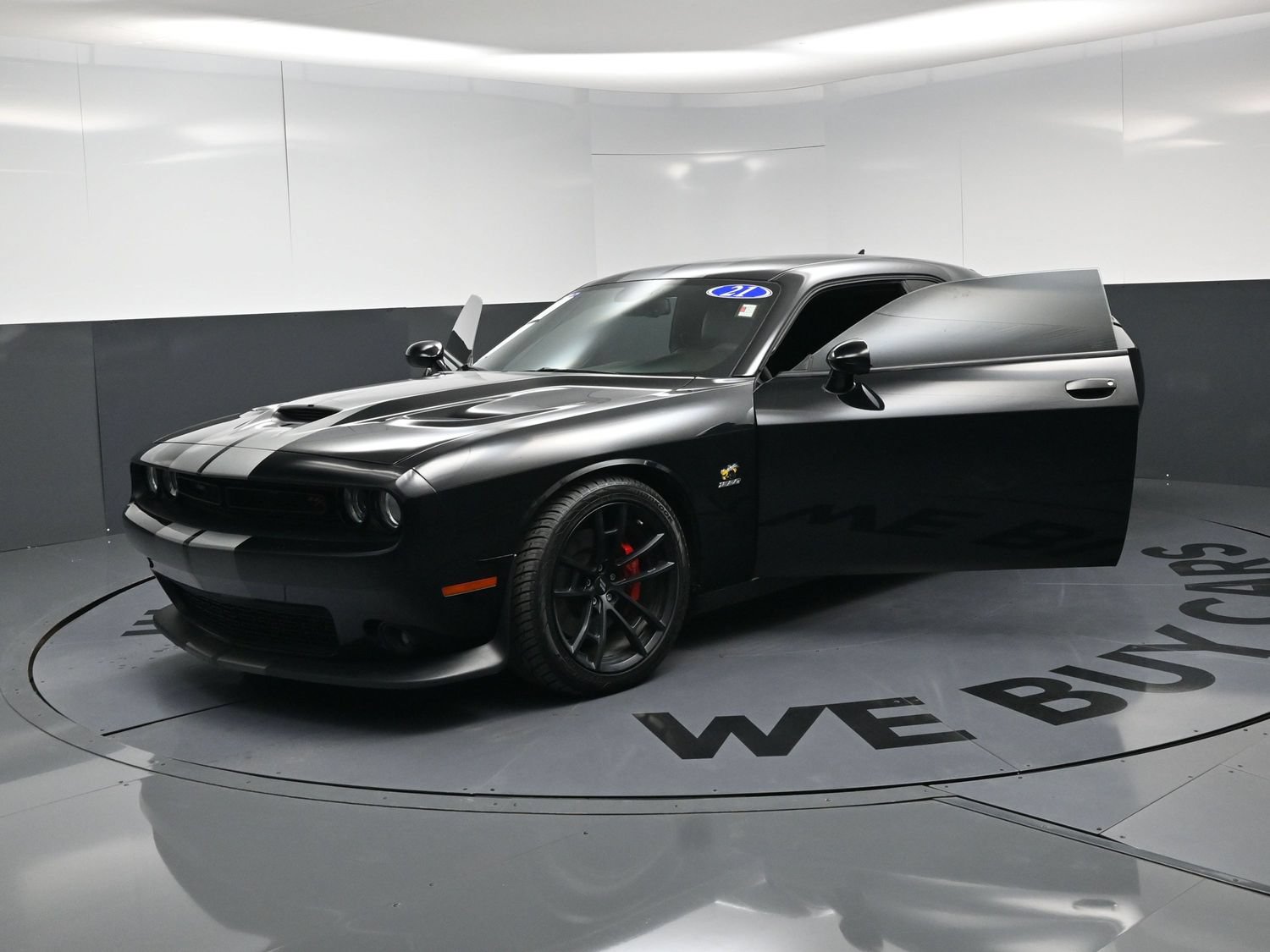 Used 2021 Dodge Challenger R/T Scat Pack RWD image 22