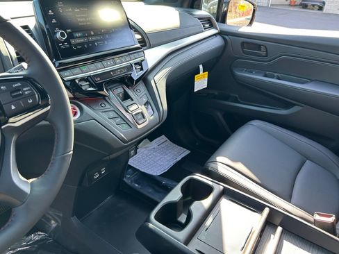 New 2026 Honda Odyssey Sport-L image 11