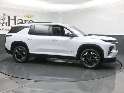 New 2027 Chevrolet Traverse LT w/ Sun and Wheel Package