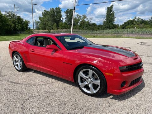 Used 2010 Chevrolet Camaro SS w/ LPO, Ground Effects Package RWD image 91
