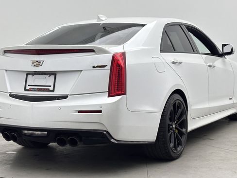 Used 2017 Cadillac ATS V w/ Luxury Package RWD image 8