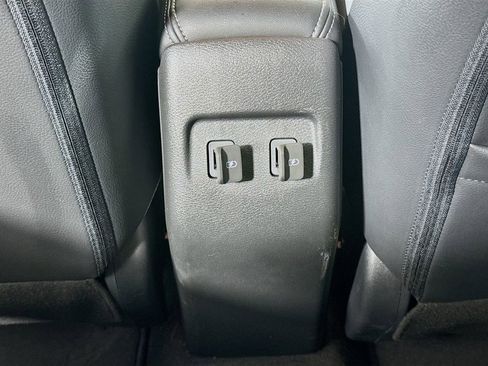 Used 2022 Nissan Kicks SR w/ Premium Package FWD image 35