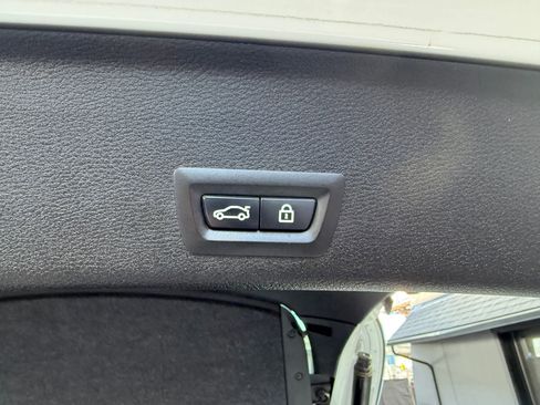 Used 2017 BMW X4 M40i w/ Technology Package image 18