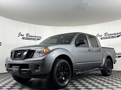 Used 2019 Nissan Frontier SV w/ Value Truck Package AWD/4WD image 3