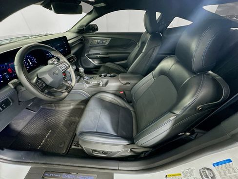 Used 2024 Ford Mustang Dark Horse image 13