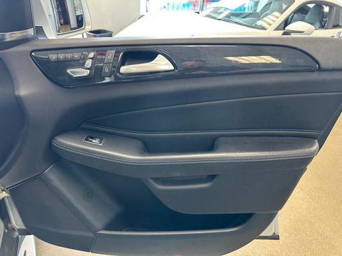 Used 2017 Mercedes-Benz GLS 450 GLS 450 4MATIC SUV image 37