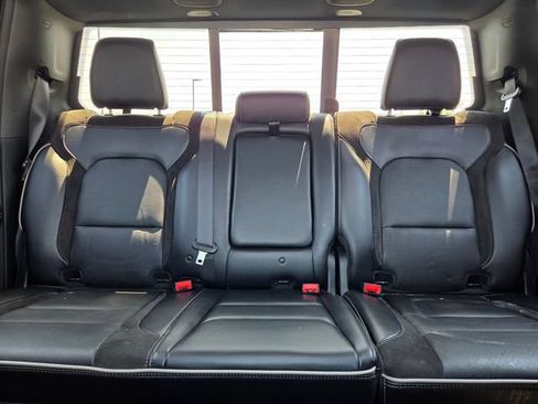 Used 2023 RAM 1500 Laramie AWD/4WD image 11