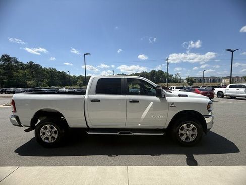 Used 2024 RAM 2500 Big Horn AWD/4WD image 7