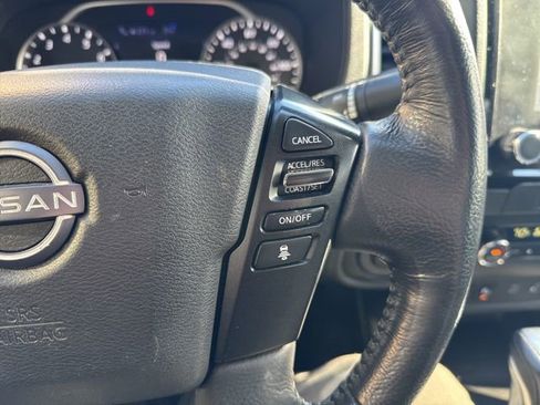 Used 2022 Nissan Frontier SV image 15